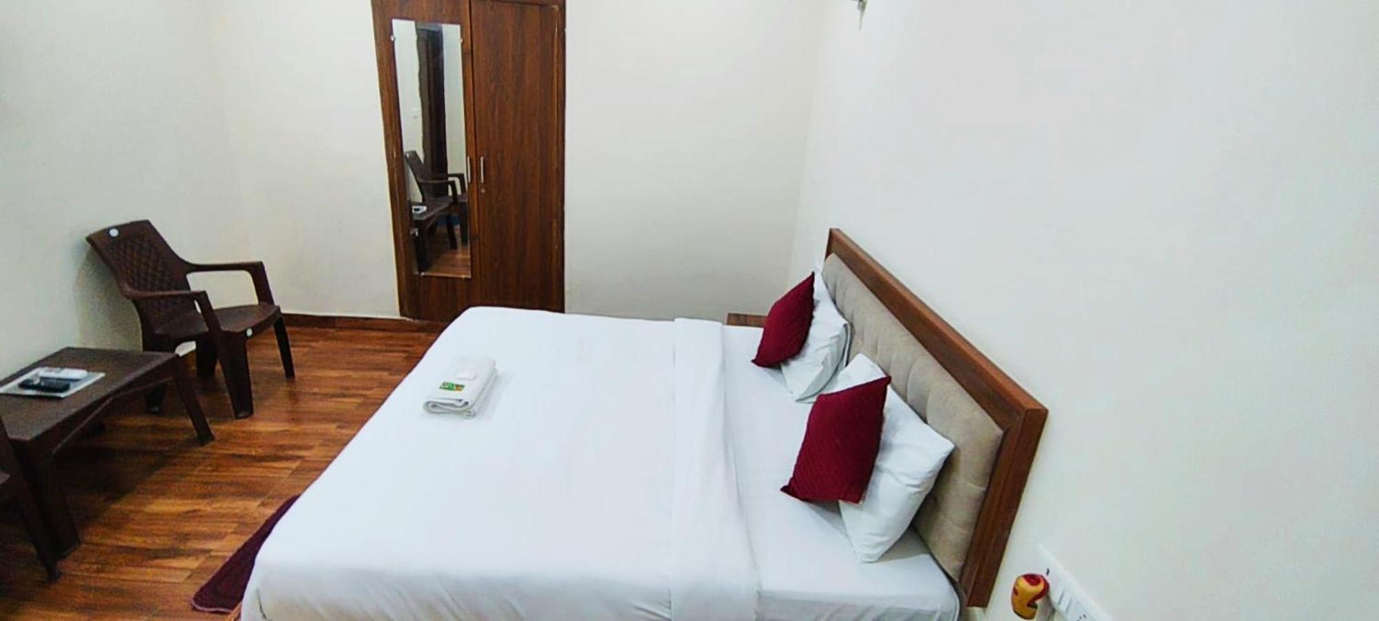 Luxury Rooms In Safdarjung Enclave Near Aiims & Safdarjung Hospital Nueva Delhi Exterior foto