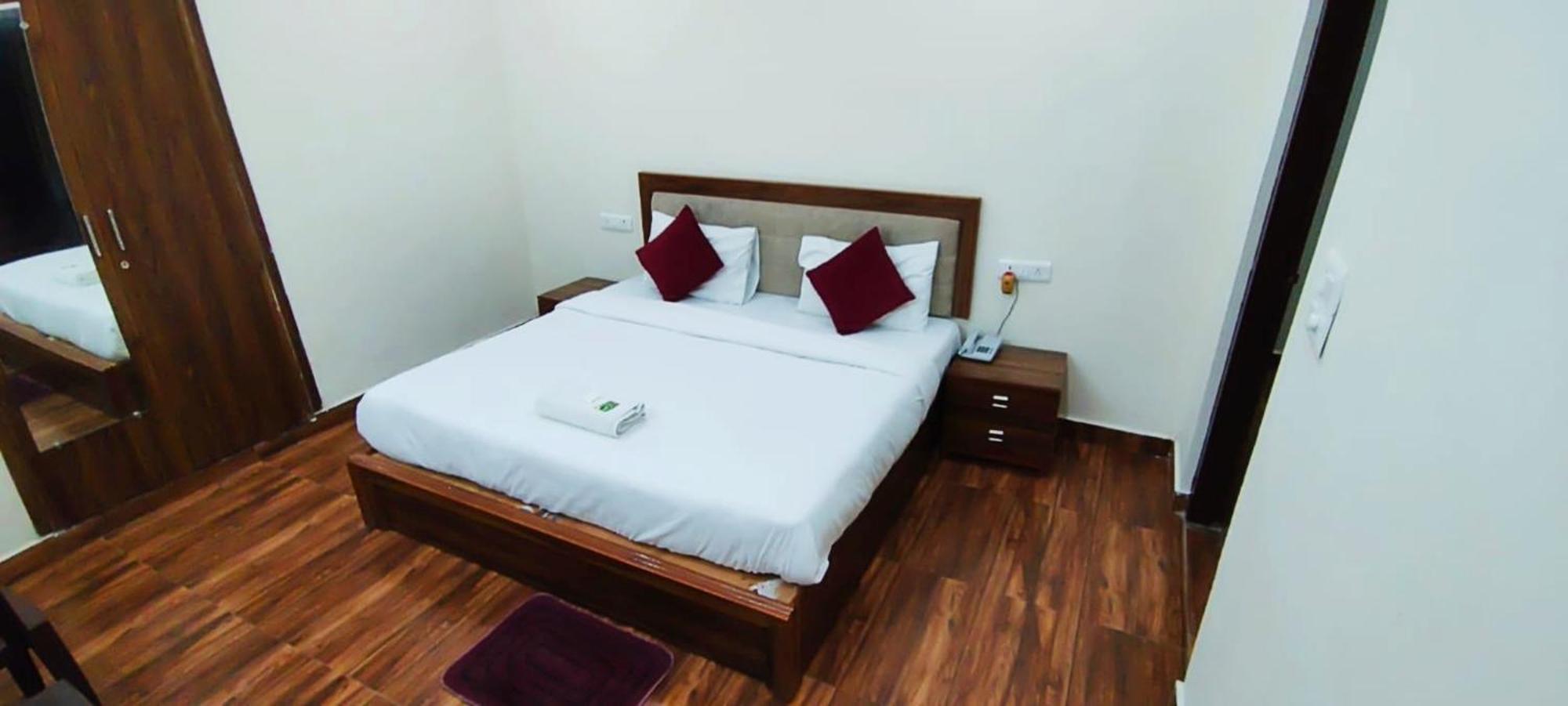 Luxury Rooms In Safdarjung Enclave Near Aiims & Safdarjung Hospital Nueva Delhi Exterior foto